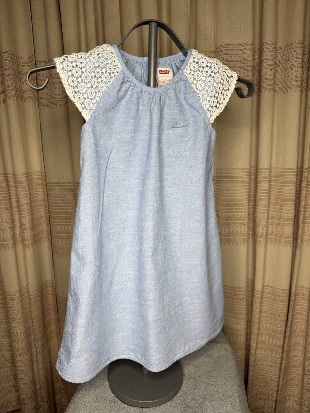 Levi's Girls size 6 Chambray Shirt Dress Crochet Lace Cap Sleeve Blue Denim
